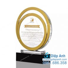 kỷ niệm chương