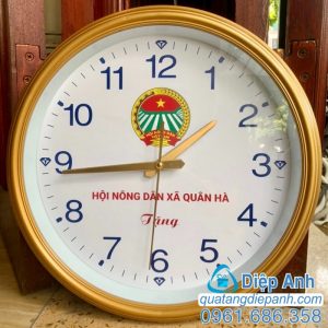 đồng hồ treo tường quà tặng đại hội nông dân