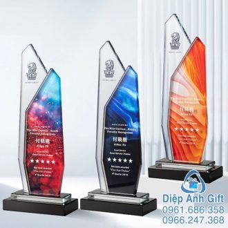 kỷ niệm chương