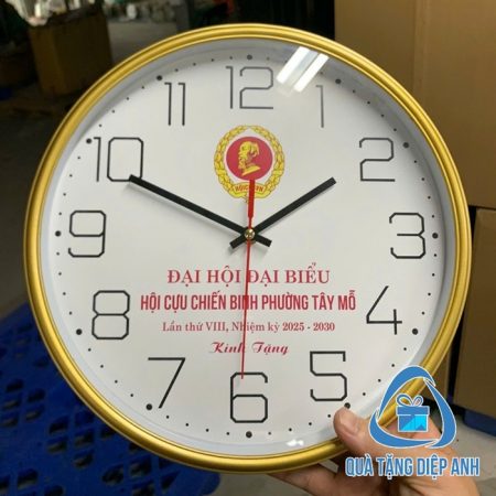 đồng hồ treo tường