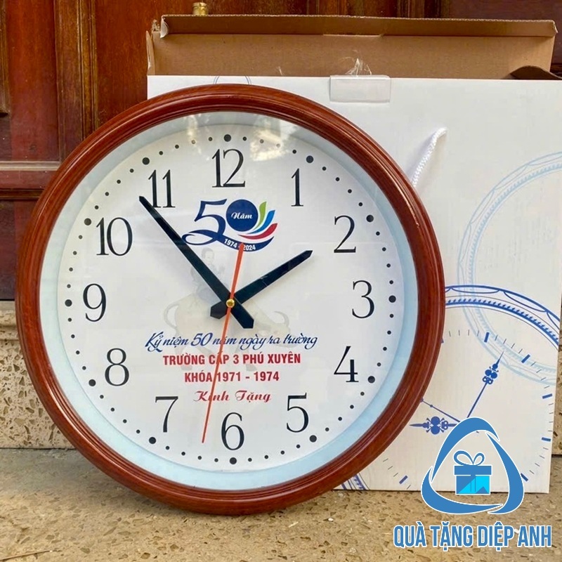 đồng hồ treo tường đồng hồ treo tường