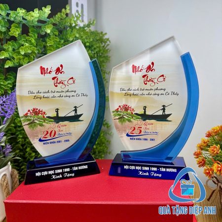 kỷ niệm chương họp lớp