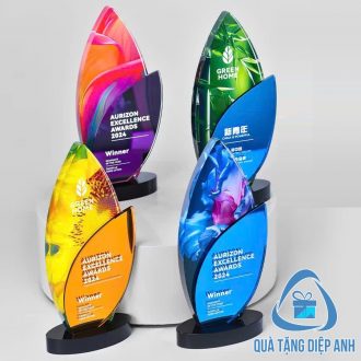 kỷ niệm chương